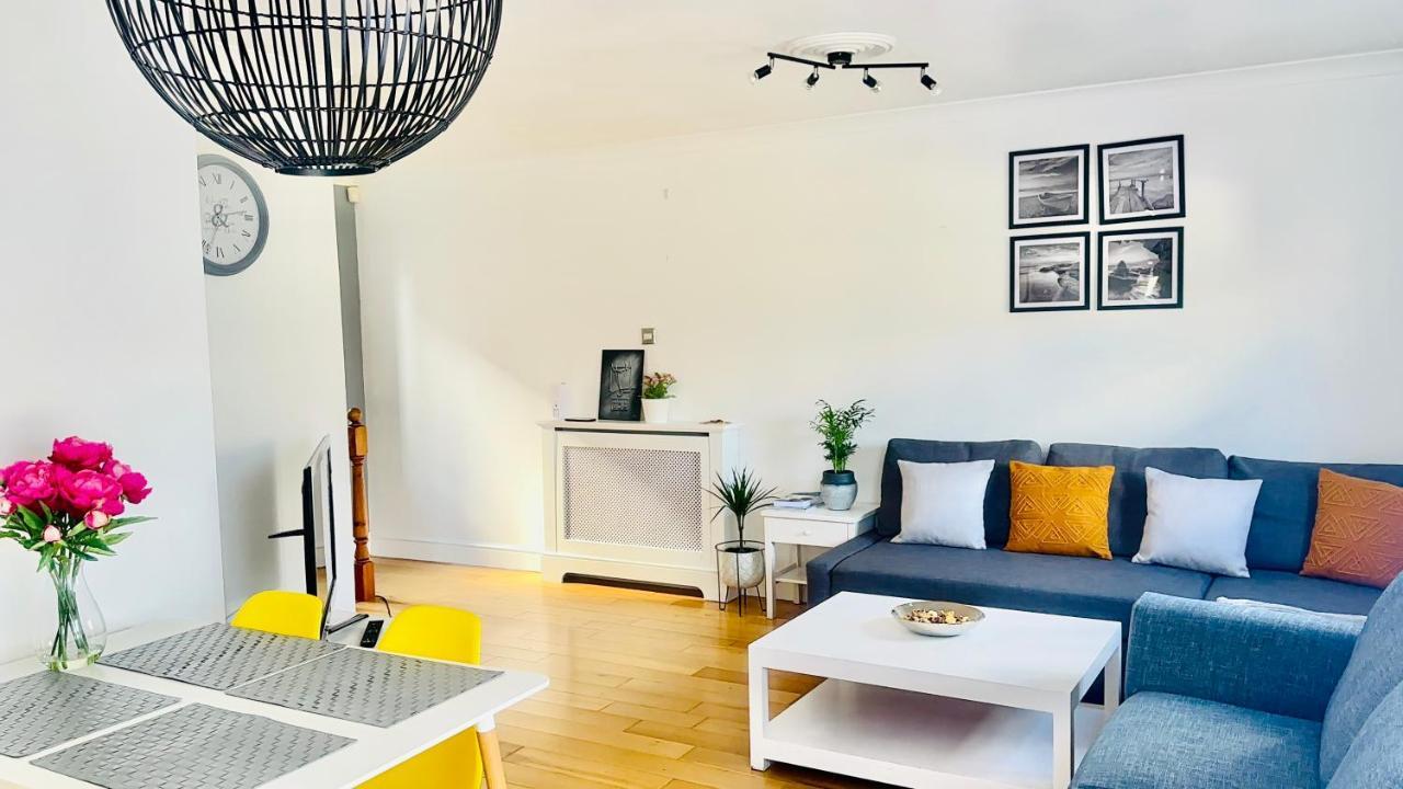Amazing Location - City Of London- 2 Bedroom Stunning Canal View House With Private Garden,Parking & Balcony Экстерьер фото