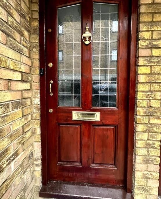 Amazing Location - City Of London- 2 Bedroom Stunning Canal View House With Private Garden,Parking & Balcony Экстерьер фото